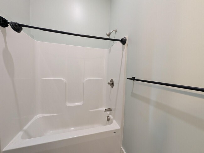 Building Photo - 22 S Main St