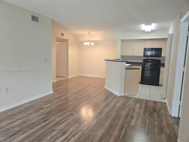Building Photo - 4151 San Marino Blvd