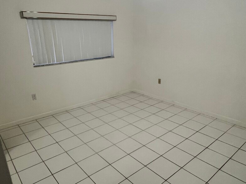 Building Photo - 7702 W 29th Way