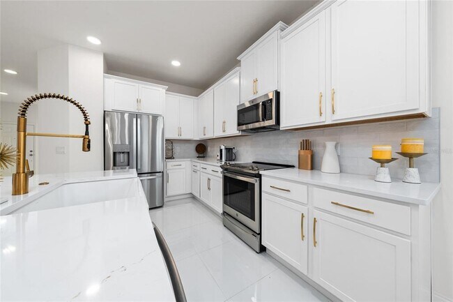 Building Photo - 16001 Grafton Wy