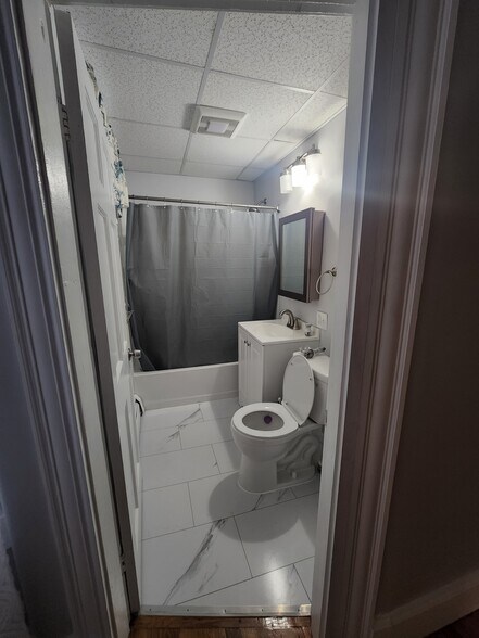 Building Photo - 175 Abbott St