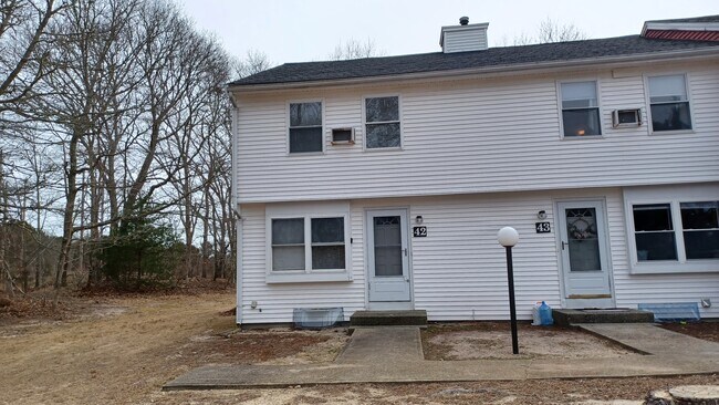 Building Photo - 42 Pine Valley Dr