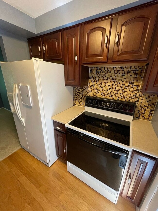 Building Photo - 604 Arkwood Dr