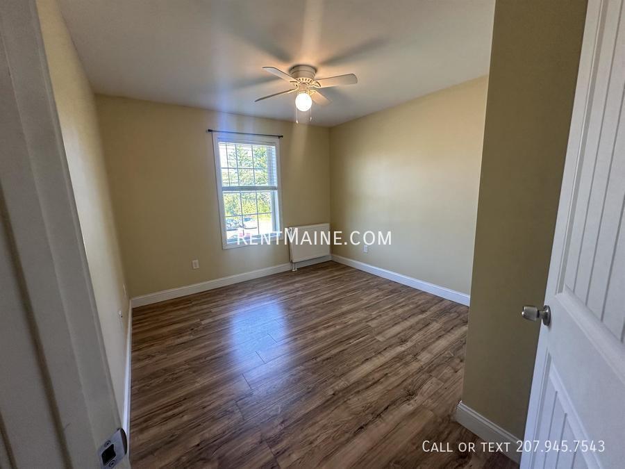 Building Photo - 31 Basketball Ct