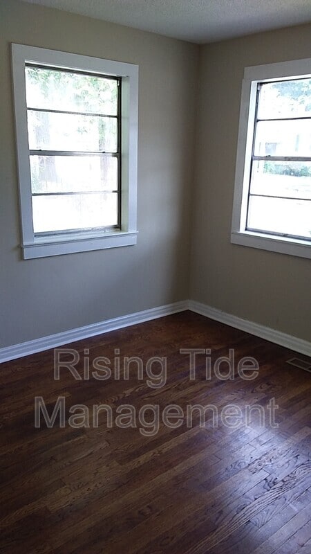 Building Photo - 744 46th St N