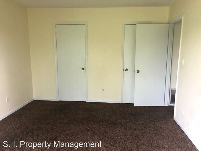Building Photo - 75 Walton Ln