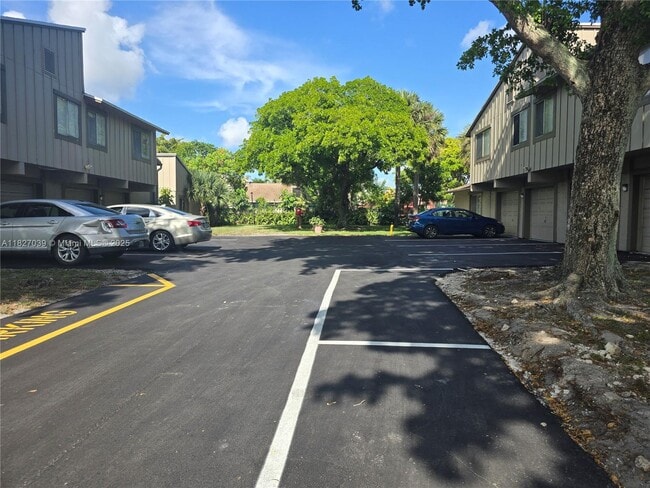Building Photo - 2200 NW 59th Terrace