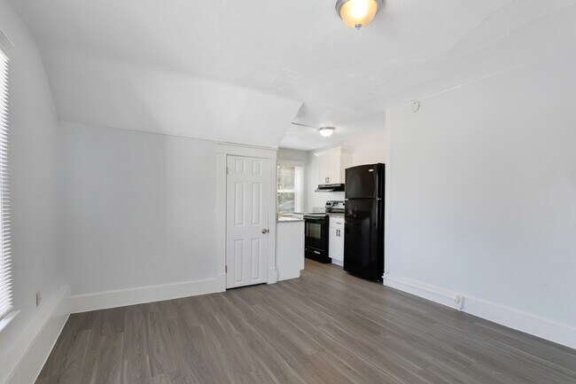 Building Photo - 812 Pennsylvania Ave