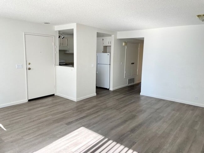 Building Photo - Upgraded 2 Bedroom, 2 Bathroom Cedar Creek Condo by Cal Poly