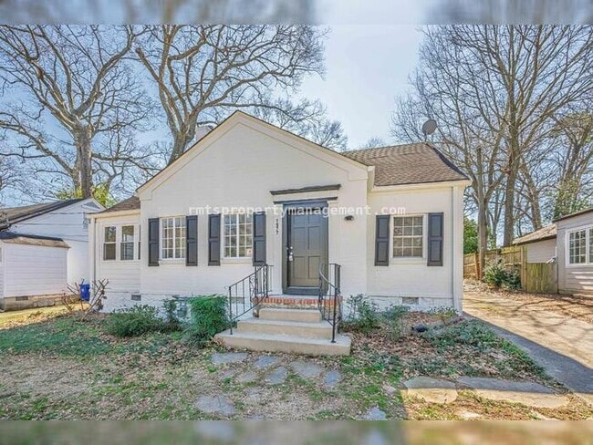 Building Photo - 1977 N Decatur Rd