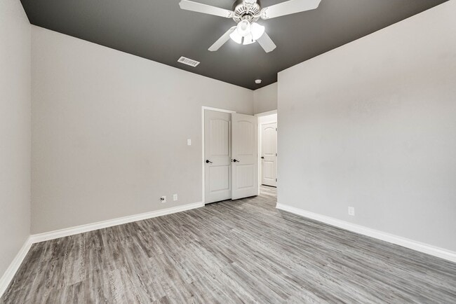 Building Photo - 1808 Big Easy St