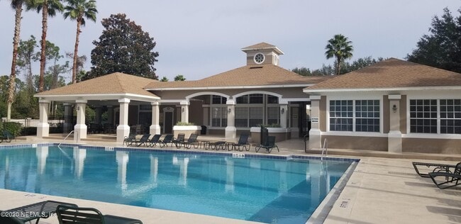 Building Photo - 10550 Baymeadows Rd