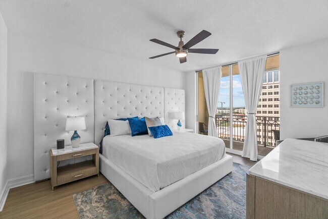 Building Photo - 550 Okeechobee Blvd
