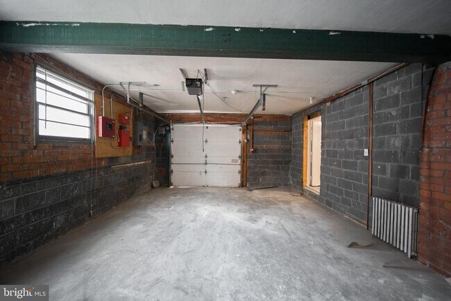 Building Photo - 8020 Eastern Ave NW