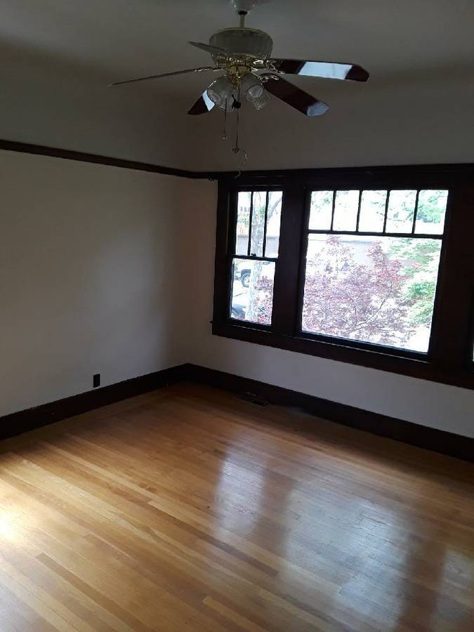 Building Photo - 1707 35th St