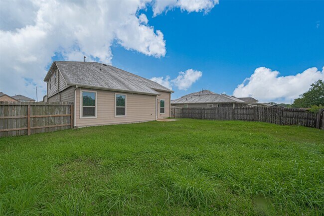 Building Photo - 5727 Texas Sage Dr