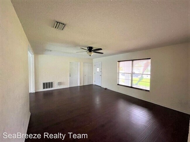 Building Photo - 3 br, 2 bath House - 2927 Lantern Drive