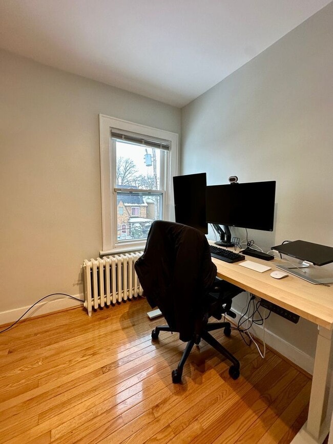 Building Photo - 6526 Rosemoor St