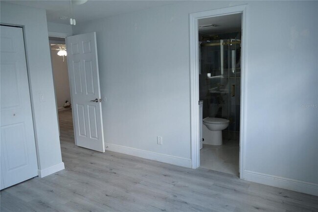 Building Photo - 8201 Donaldson Dr