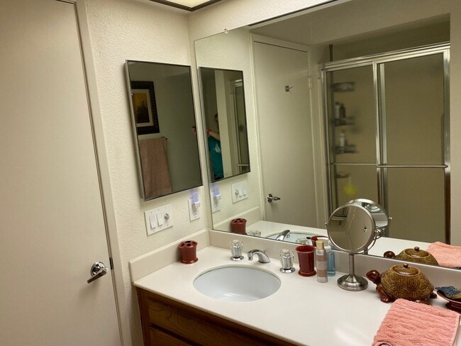 Building Photo - Lovely home with all the comforts of home.  All in Leisure World, a 45+ Active Adult Resort Commu...