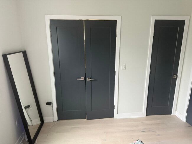 Building Photo - 1355 Bryant St NE