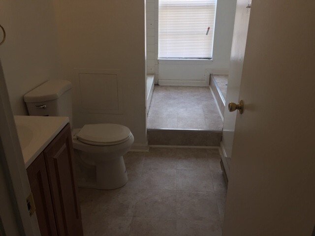 Building Photo - 417 Patuxent Ct
