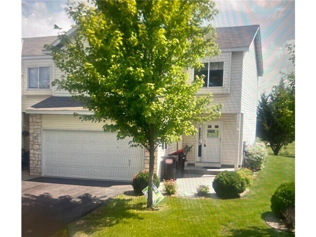Primary Photo - 700 Bradbury Cir