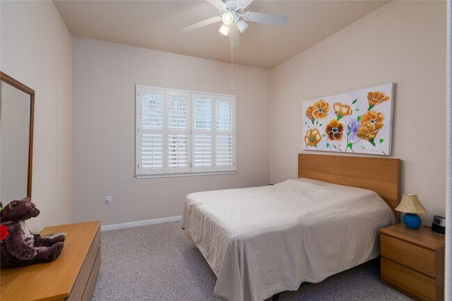 Building Photo - 107 Yaupon Ln