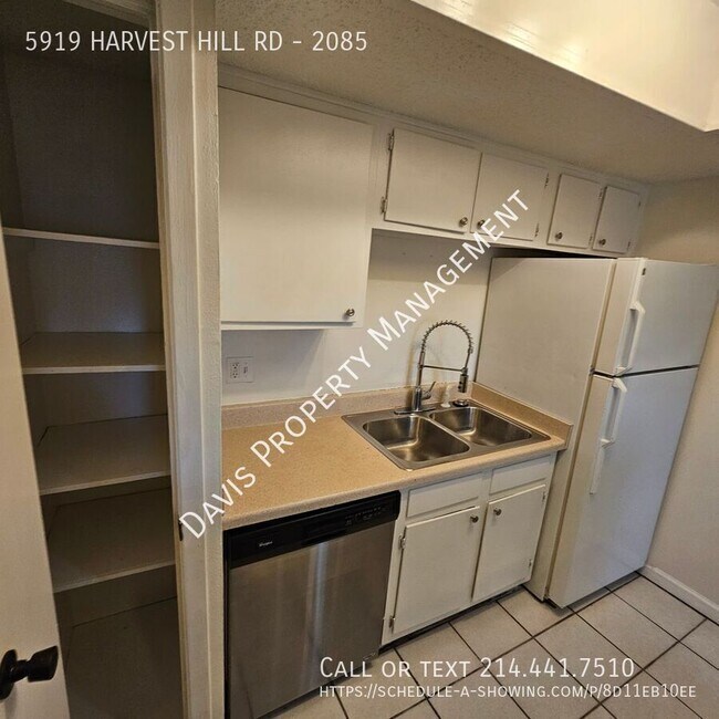 Building Photo - 5919 Harvest Hill Rd