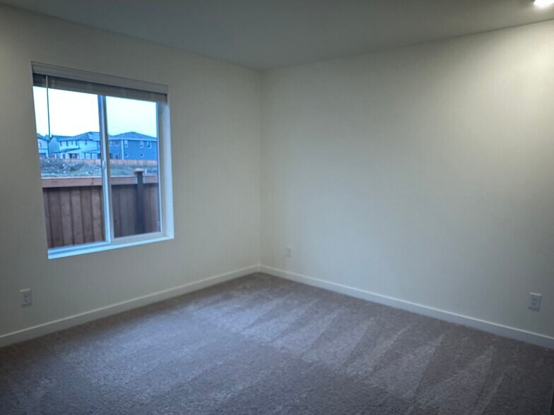 Building Photo - 17102 126th Street Ct E