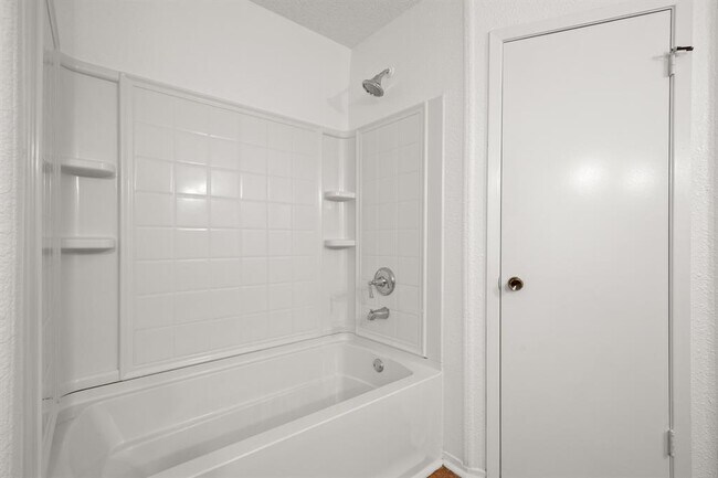 Building Photo - 12701 Europa Ln