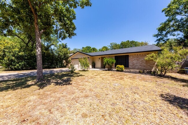Building Photo - 7107 Barnsdale Way  Austin TX 78745