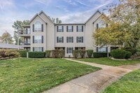 Building Photo - Completely renvovated 2 bedroom/2 bathroom...