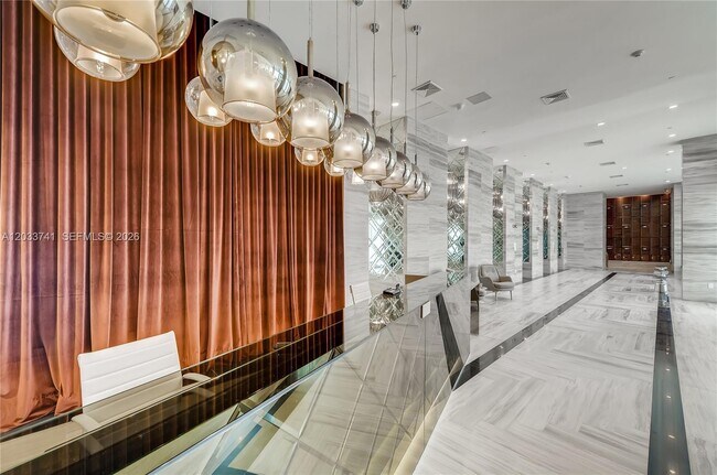 Building Photo - 2000 Metropica Wy