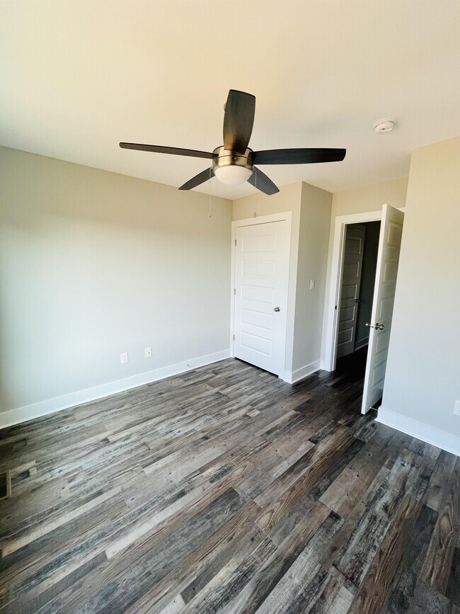 Building Photo - 51 Zentry Pl