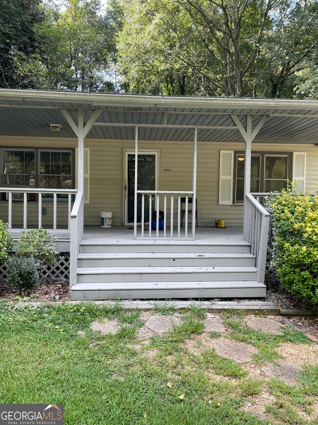 Primary Photo - 217 Linda Ln SE