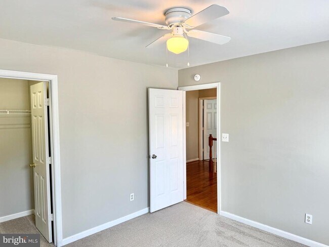 Building Photo - 16 Westchester Ct