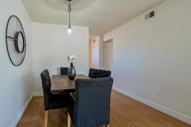 Building Photo - 11640 N 51st Ave