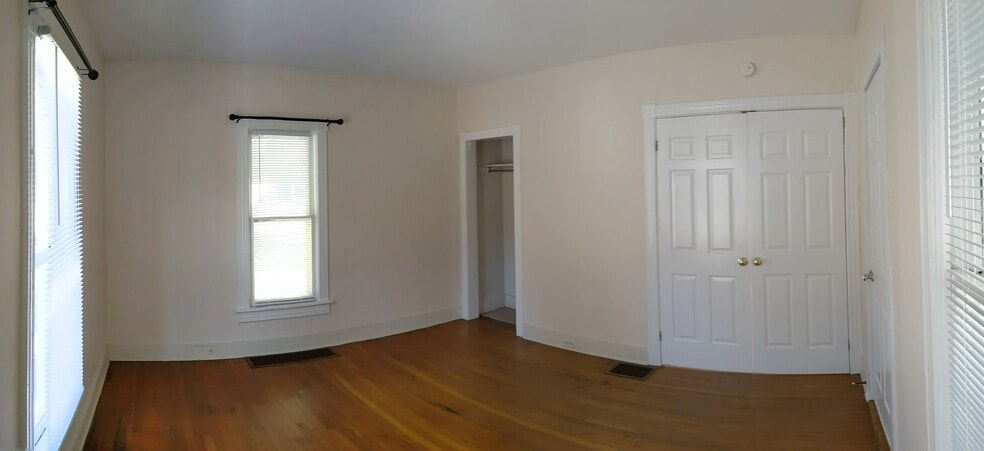 Building Photo - 107 N Elmira St
