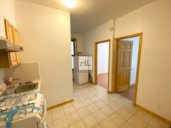 Building Photo - BAXTER STREET