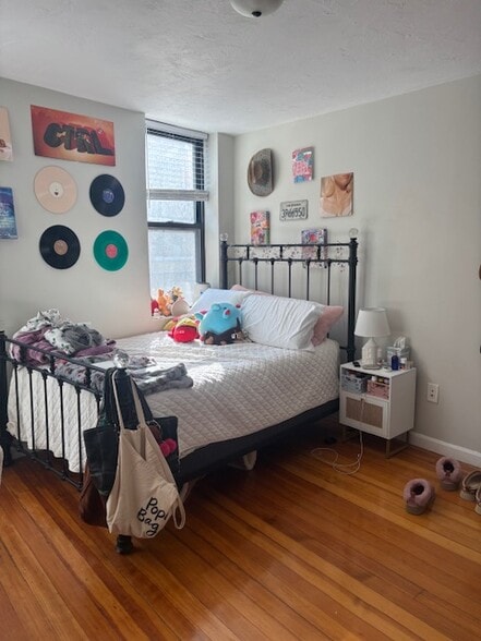 Building Photo - 224 Hanover St