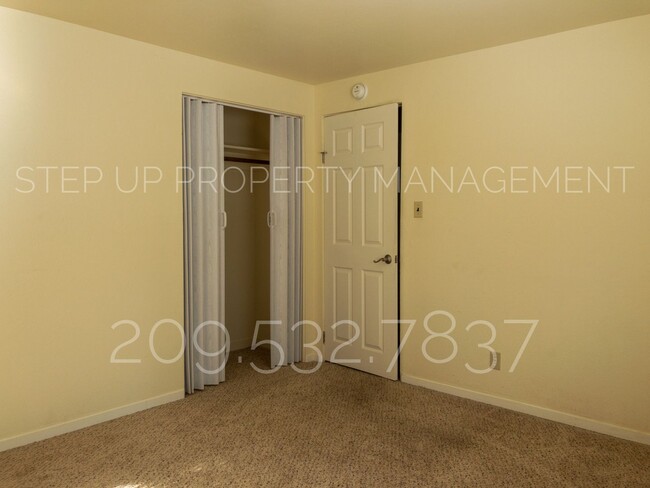 Building Photo - 2 Bedroom 1 Bath Home in Twain Harte!