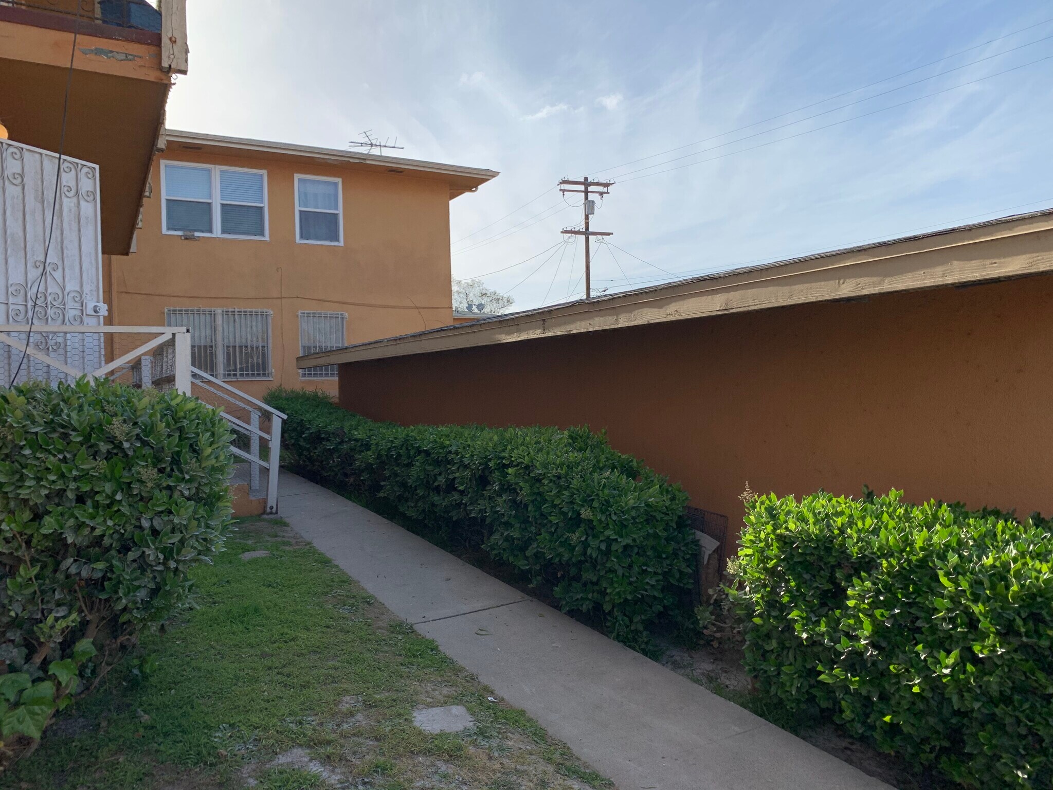 Back of the unit - 3311 W 78th St