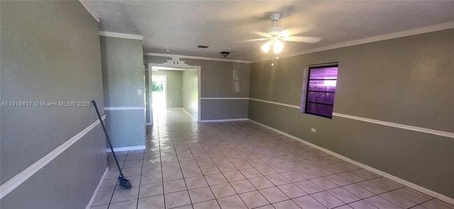 Building Photo - 1310 NE 143rd St