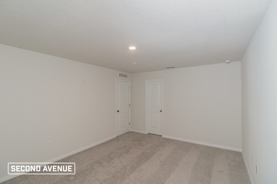 Building Photo - 2471 W Vespero St