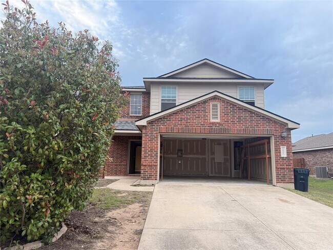 Building Photo - 1007 Ranchero Rd