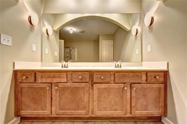 Building Photo - 6225 Apple Rose Dr