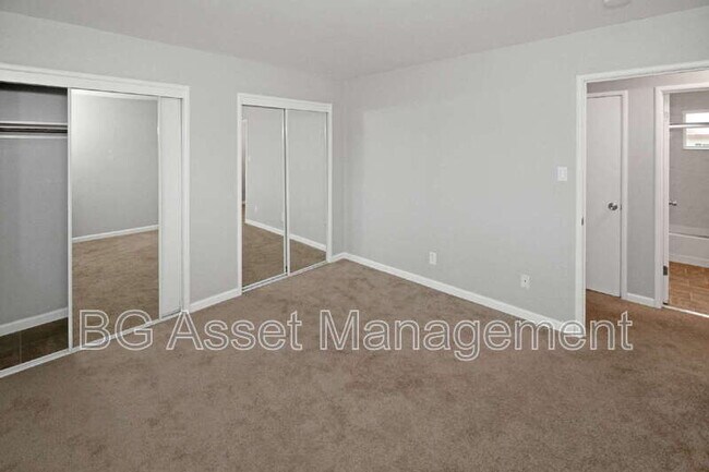 Building Photo - 419 San Marco St