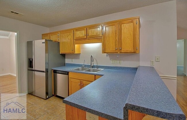Building Photo - 88 Arbor Ridge Way