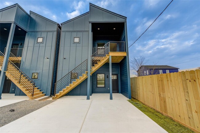 Building Photo - 9727 Stedman St